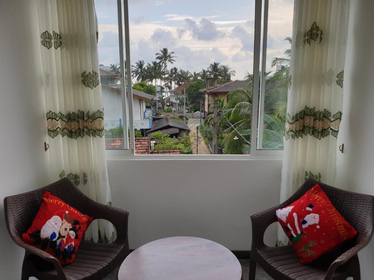Indika'S Apartment Hikkaduwa Ngoại thất bức ảnh